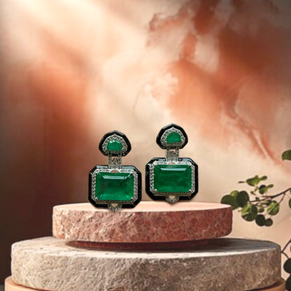 GREEN VELVET